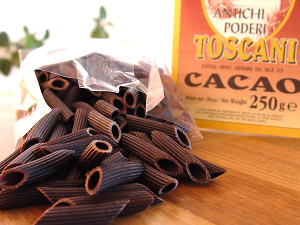 Cacaonudeln mit Gorgonzola-Senfsoße Zubereitung